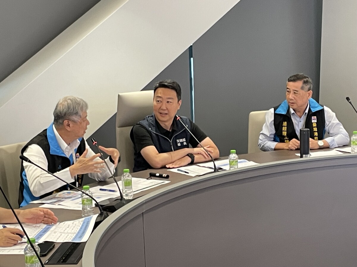 防颱無死角  部長陳世凱巡查港區應變工作  確保營運安全