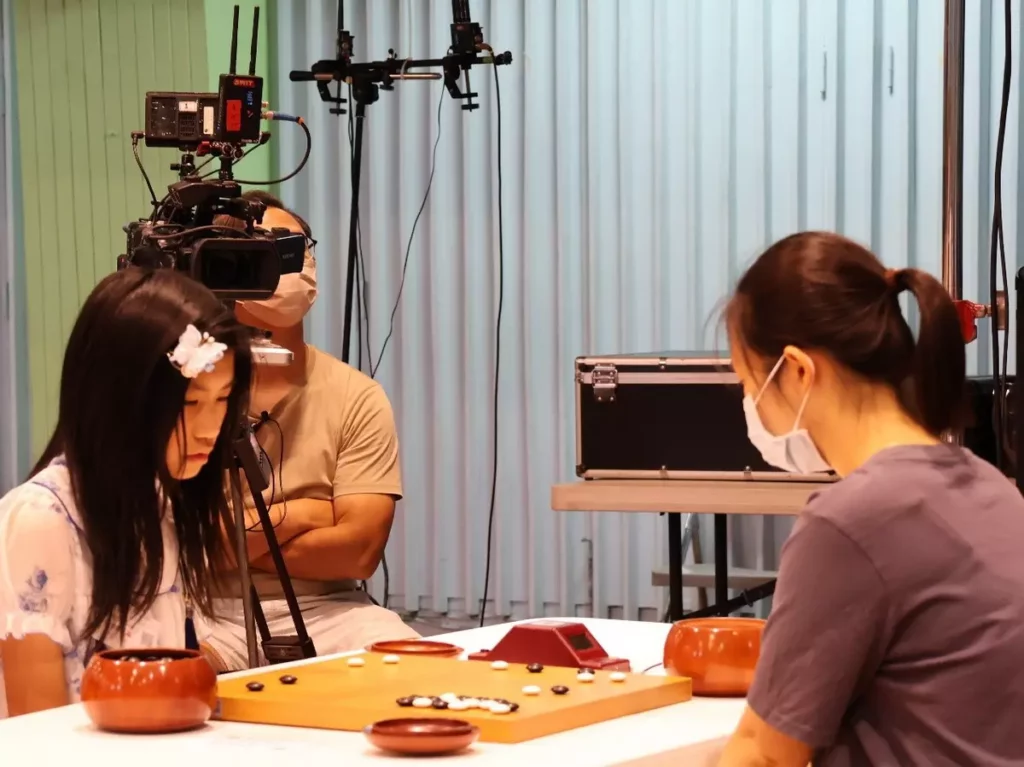 女生下圍棋,不僅能為圍棋界注入活力,也能吸引更多人接觸這項美好的智慧運動。