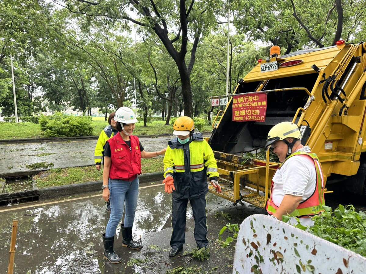 風雨甫歇市容即整　清潔隊迎戰挑戰清除災後殘跡