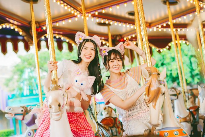 「香港盛夏派對」逾150項夏日禮遇及消費優惠登場!香港迪士尼樂園三天自由行含二日門票每人9988元起