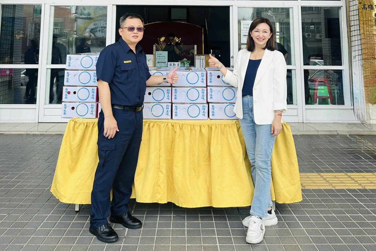 李雨庭議員送上夏季芒果慰勞林園警力　感謝第一線守護者堅守崗位