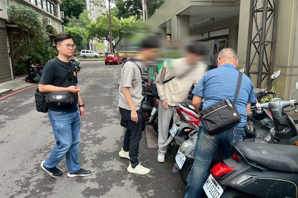 假交友騙APPLE卡 通訊行當掩護轉賣點數卡警逮逾10人 241 cnews204250708a02