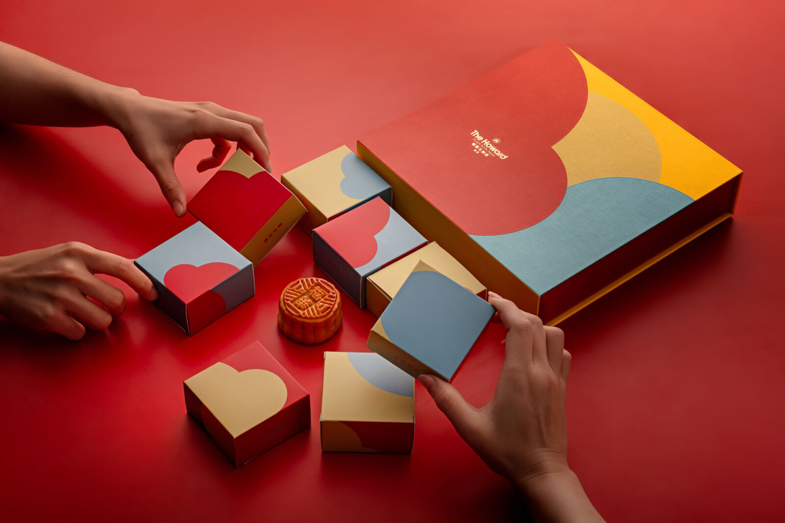 中秋月餅開跑 台北福華大飯店「新月‧心願」即日開賣 206 中秋月餅開跑 台北福華大飯店「新月‧心願」即日開賣 205