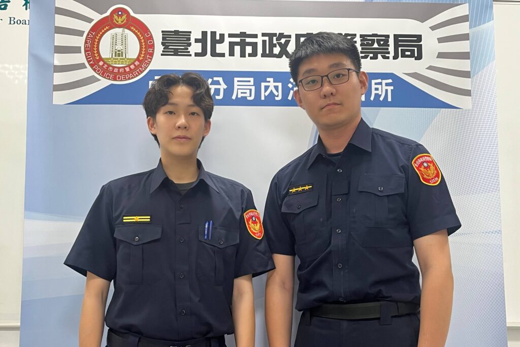 內湖警與行員識破假親友借款 攔阻民眾險匯38萬 1 MEITU 20250709 090427755