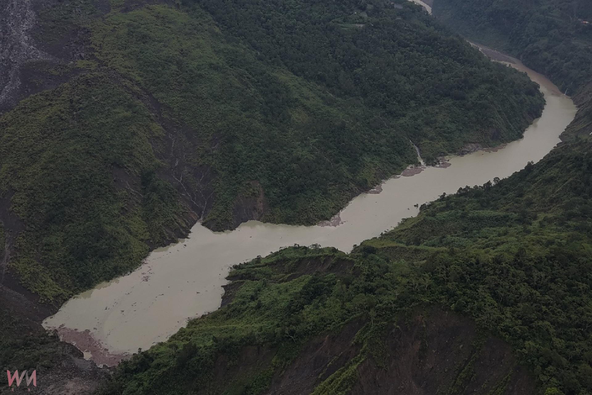 雲林消失草嶺潭再現堰塞湖 土體結構不穩恐潰堤之虞 - https://www.watchmedia01.com