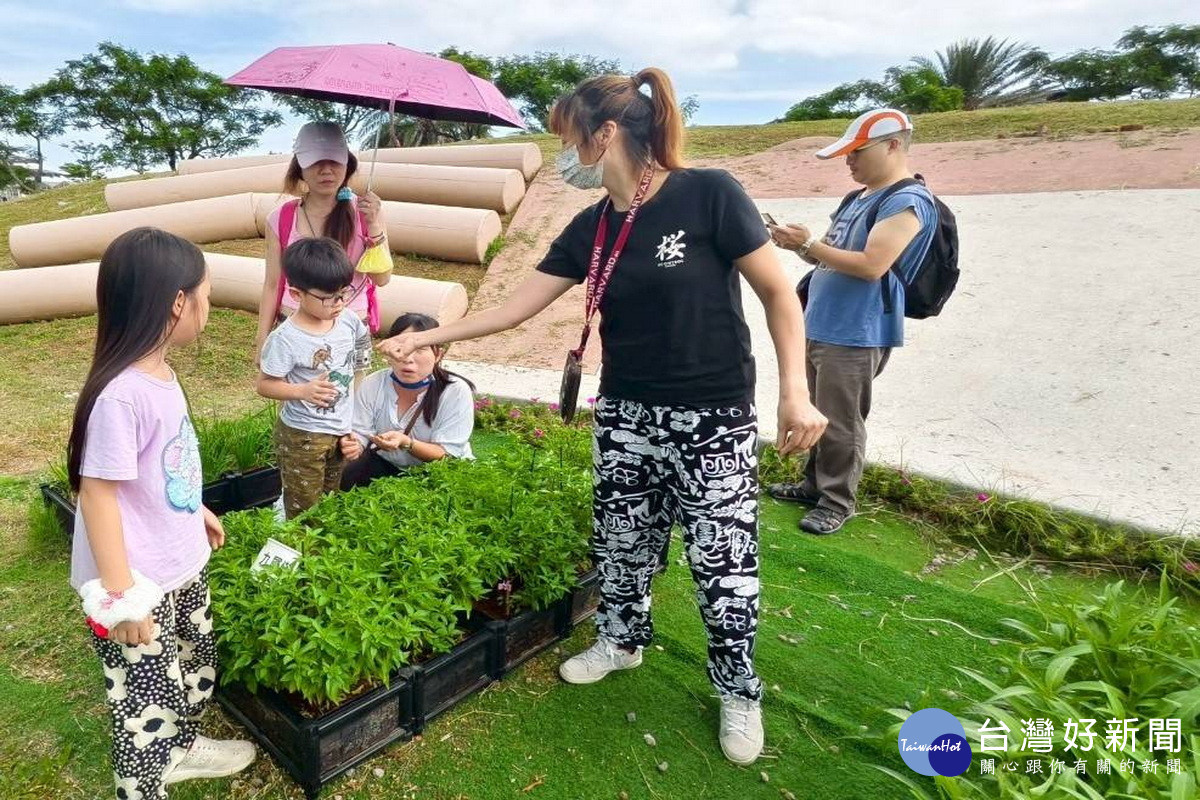 桃園市有33處環教場所,環保局特別推出FUN暑假玩桃園「暢遊新提案」。<br /><br />