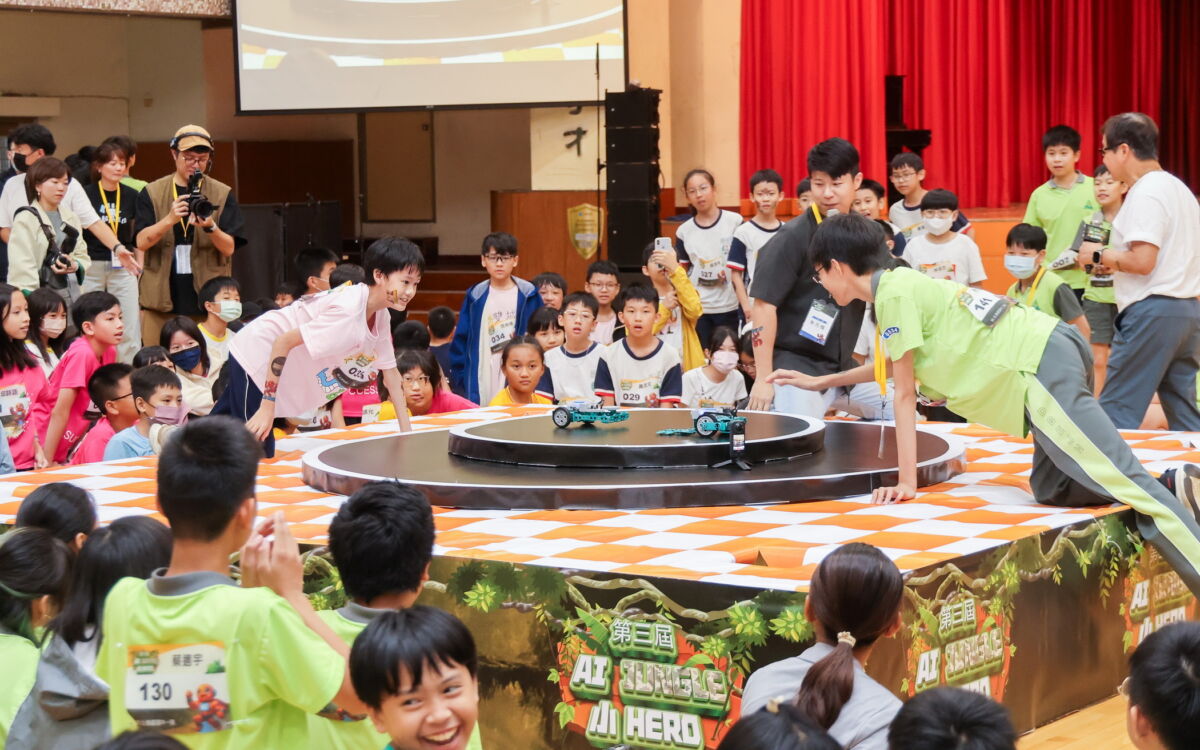 圖/「第三屆 AI Jungle 小HERO」機器人跨縣市交流活動。(新北市政府新聞局提供)