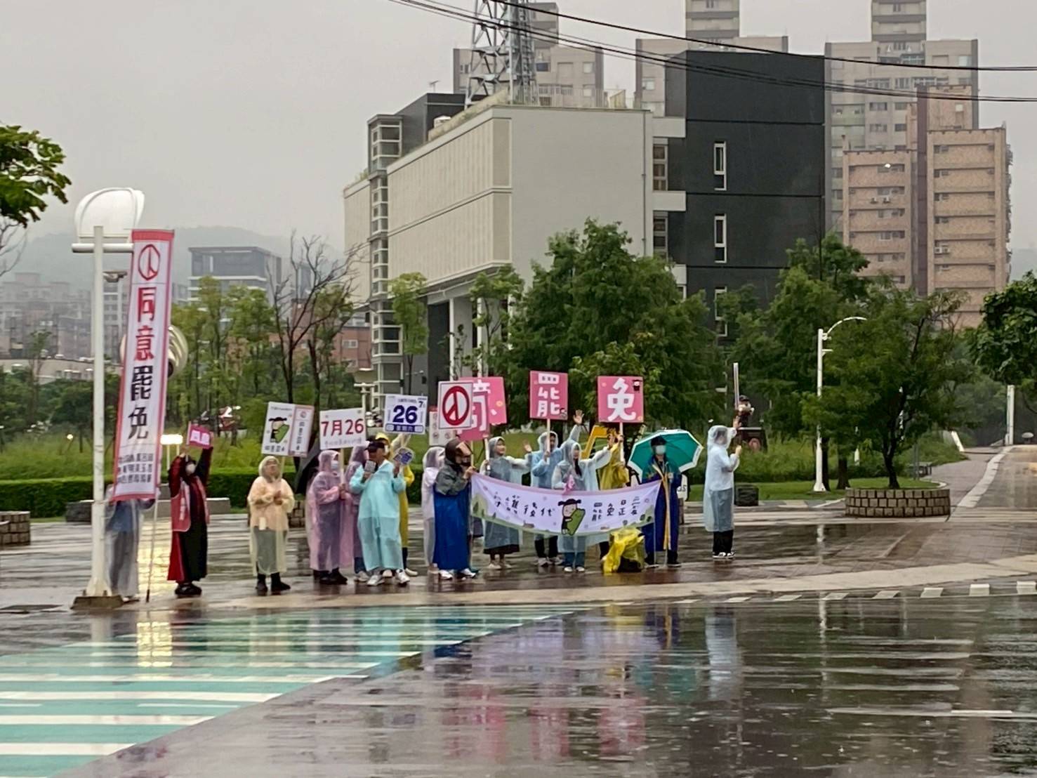 大罷免倒數!桃園、高雄民代攜手催同意票 籲下架不適任立委 1804166 0