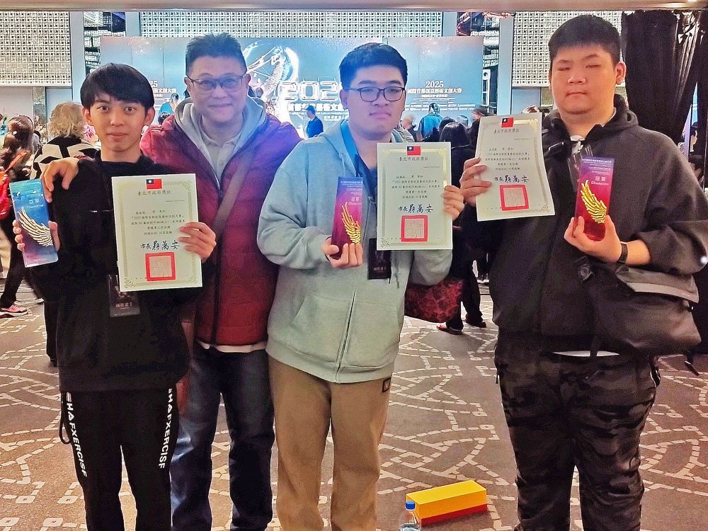 電繪、AI創作獲首獎     龍華科大國際首都創意藝文賽發光