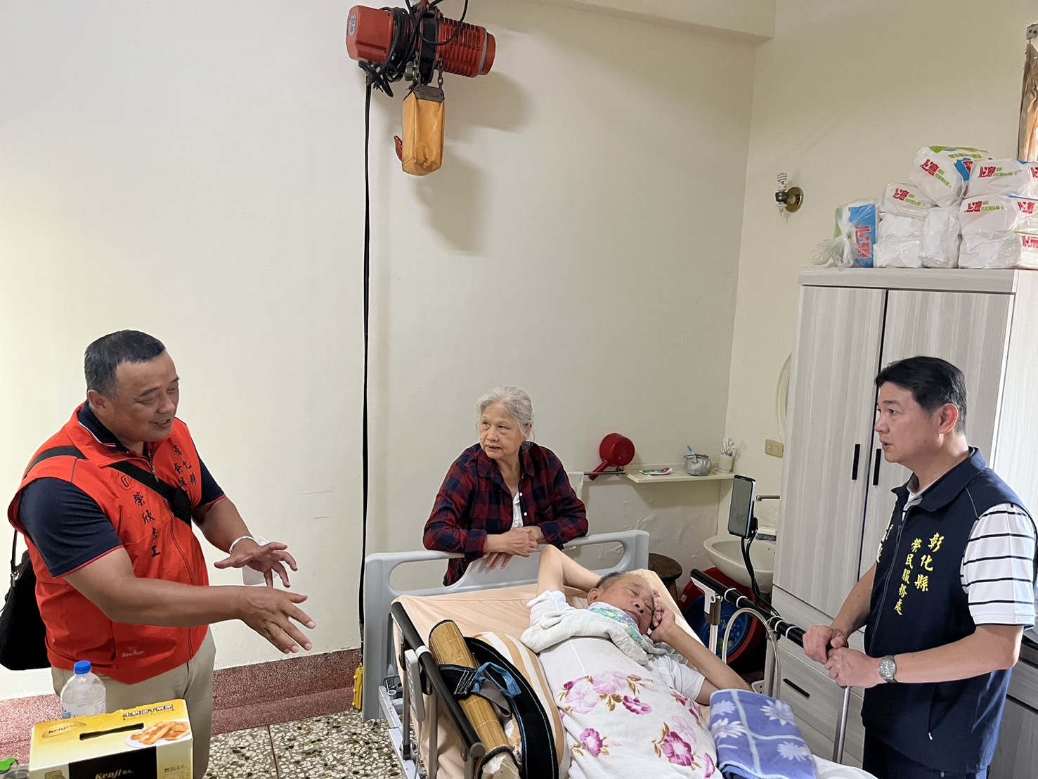 彰化榮服處慰訪榮民眷　與退伍軍人社團攜手共好