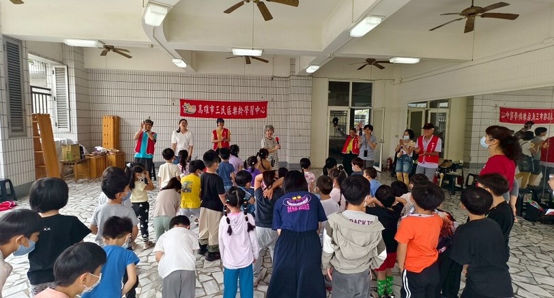主角換我當  三民樂齡爺奶說故事巡演獲幼兒園好評