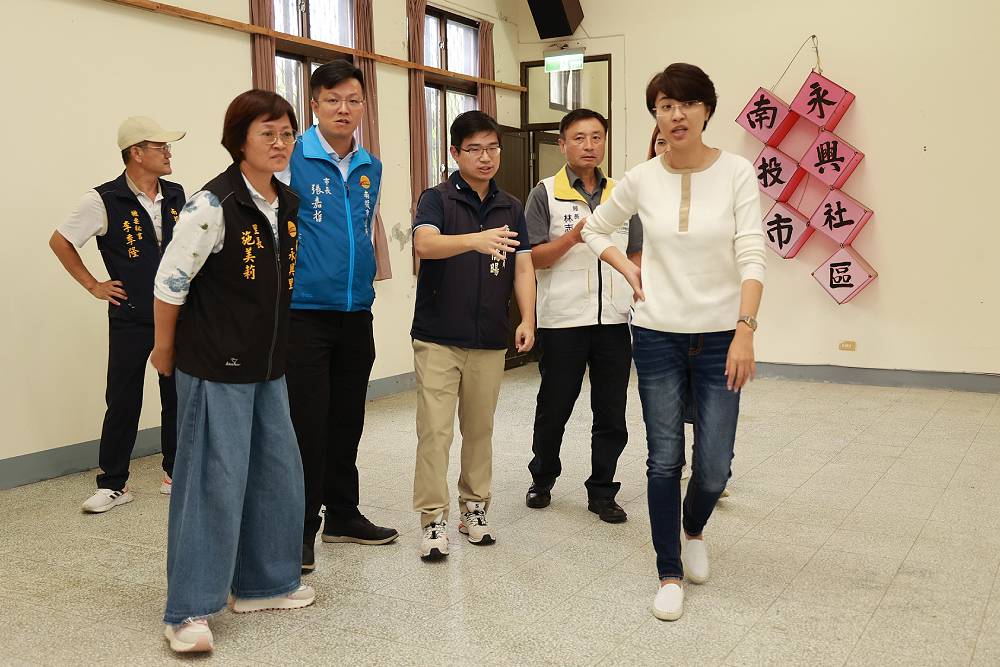 赴草屯、南投市會勘親子館、托嬰中心 許淑華:政府關心少子化 204 赴草屯、南投市會勘親子館、托嬰中心 許淑華:政府關心少子化 203