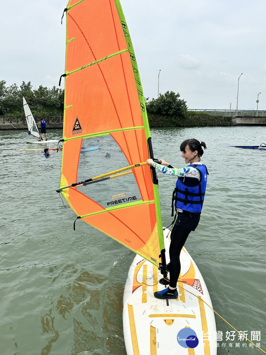 體驗帆船運動的魅力。