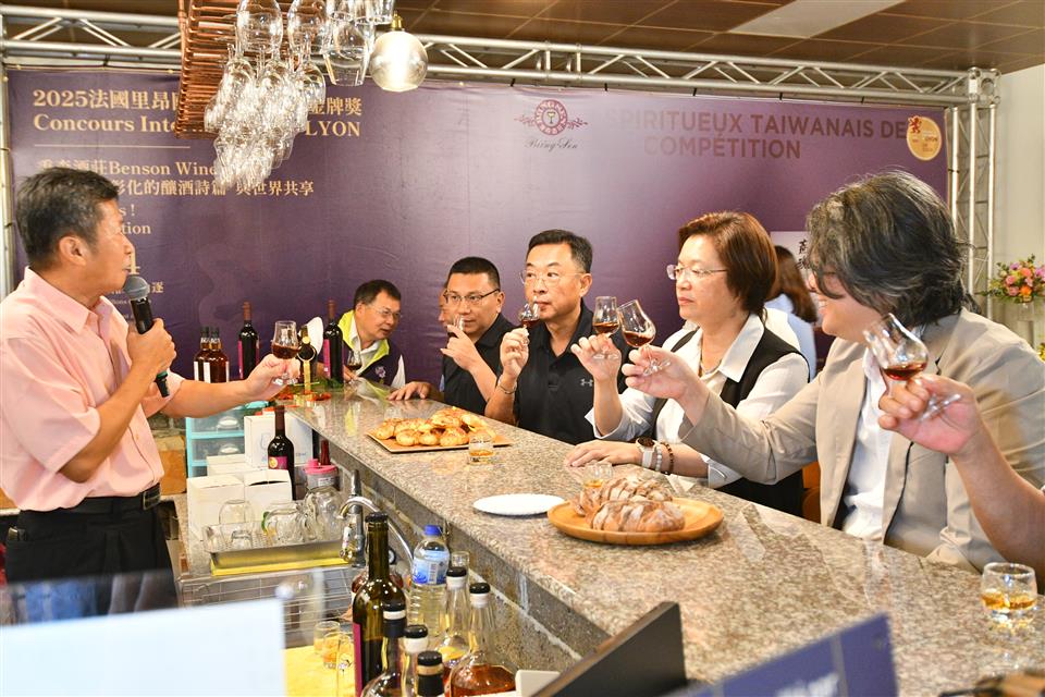 秉森酒莊勇奪法國雙金!彰化葡萄酒登國際舞台 寫下歷史紀錄 - https://www.watchmedia01.com