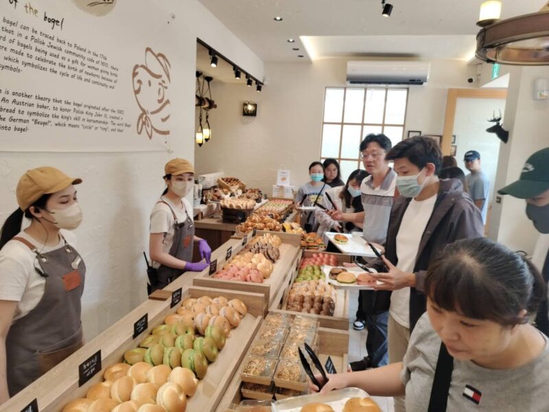 圖文：貝果專賣店結合終身學習協會 本週華麗登場。