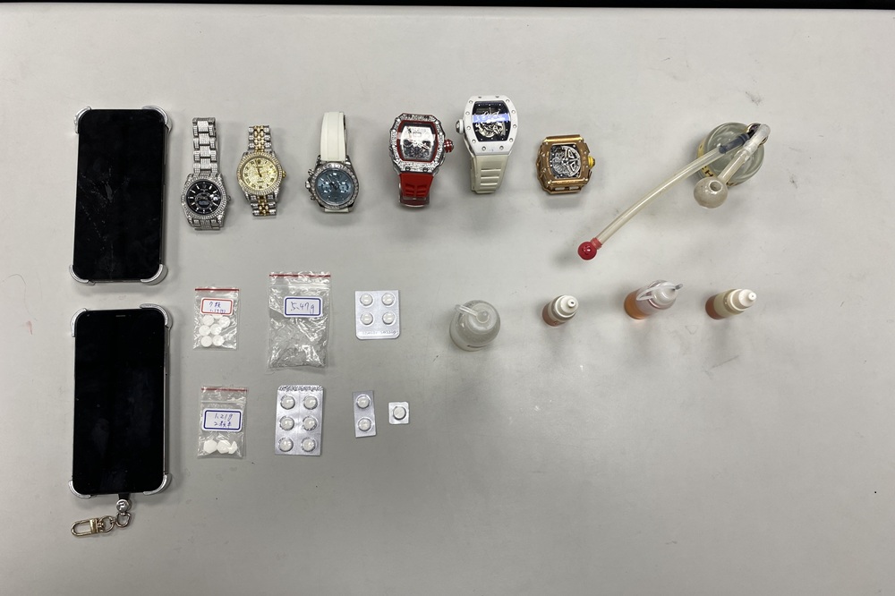 擁槍自重專討工程款 警破討債集團起獲M4突擊步槍 230 cnews204250713a04