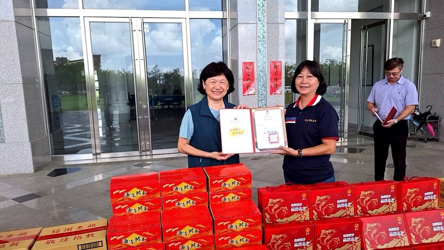 高雄漁業界團結送愛到臺南 把這份情傳下去!