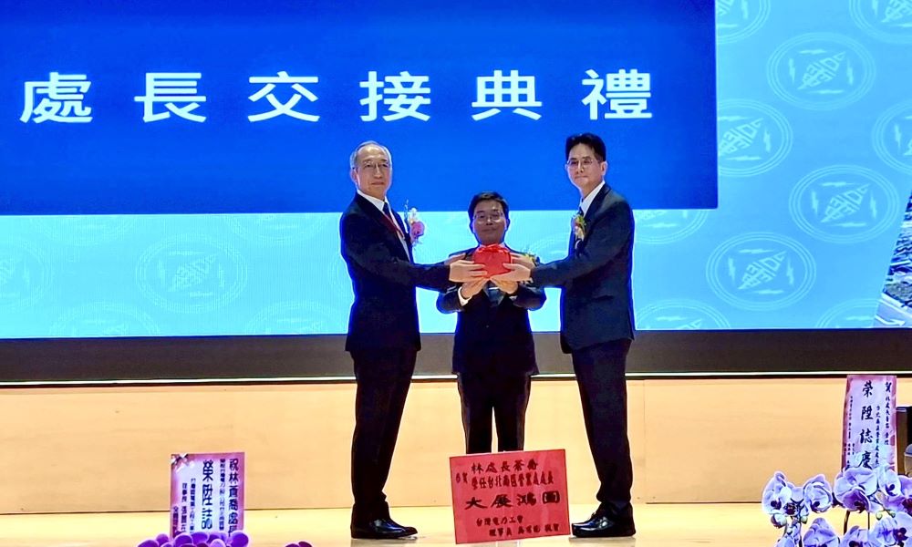 台電北南區處長交接  楊顯輝榮退  林蒼喬接棒