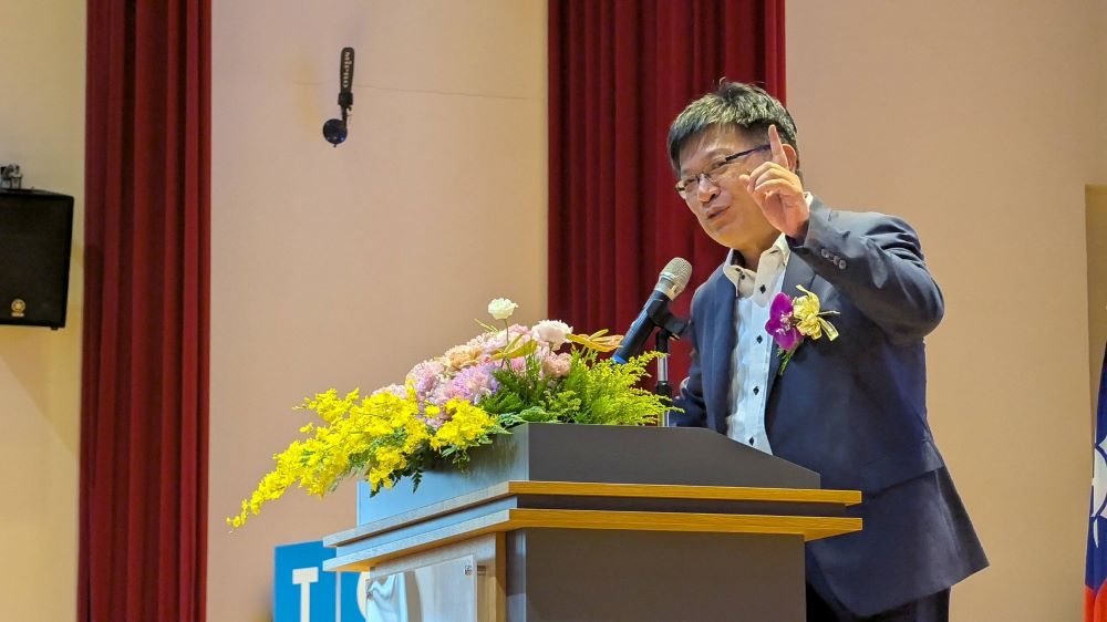 《圖說》台電北南區處新卸任處長交接典禮，新任處長林蒼喬處長致詞。〈台電北南區處提供〉