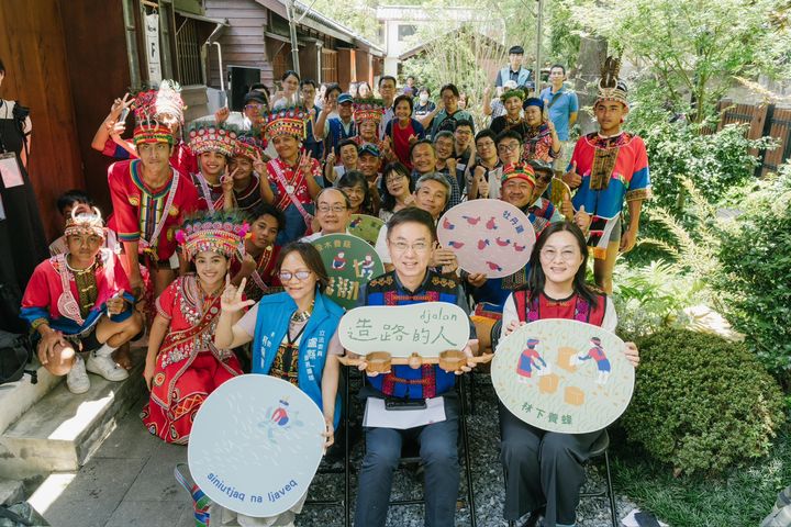 造路的人djalan 牡丹鄉高士部落青年返鄉與保育之路活動大合照。 圖:農業部林業及自然保育署屏東分署/提供