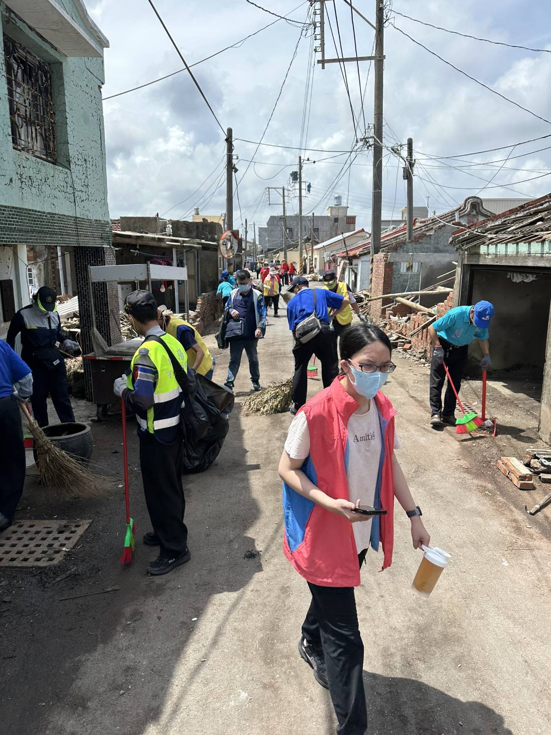 彰化出動!災後挺南台 同島一命!彰化出動62人力挺台南災區 - https://www.watchmedia01.com