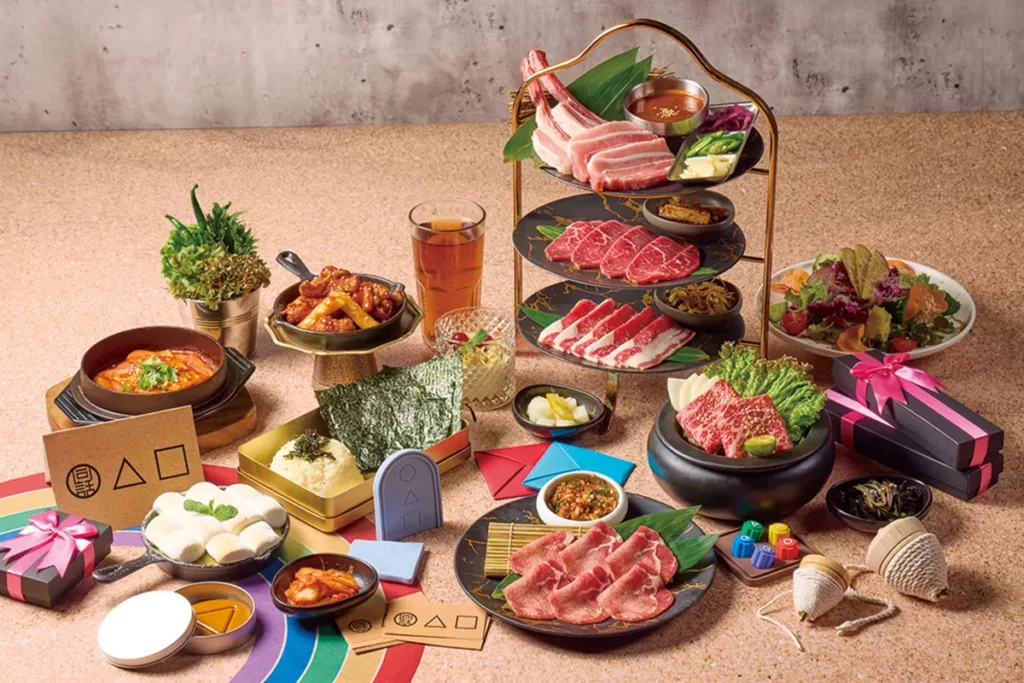 即日起至9月30日止,雙人點用「韓式風味雙人套餐」,享優惠價2080元(原價2580元),即可挑戰「韓式打畫片」成功,即贈送松阪豬招待乙份。圖/燒肉同話提供