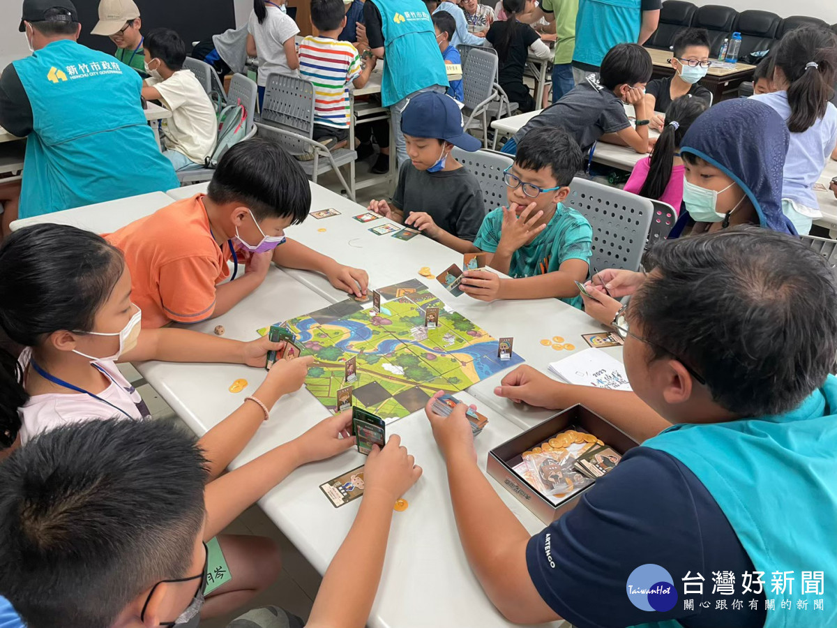 土水桌遊寓教於樂。