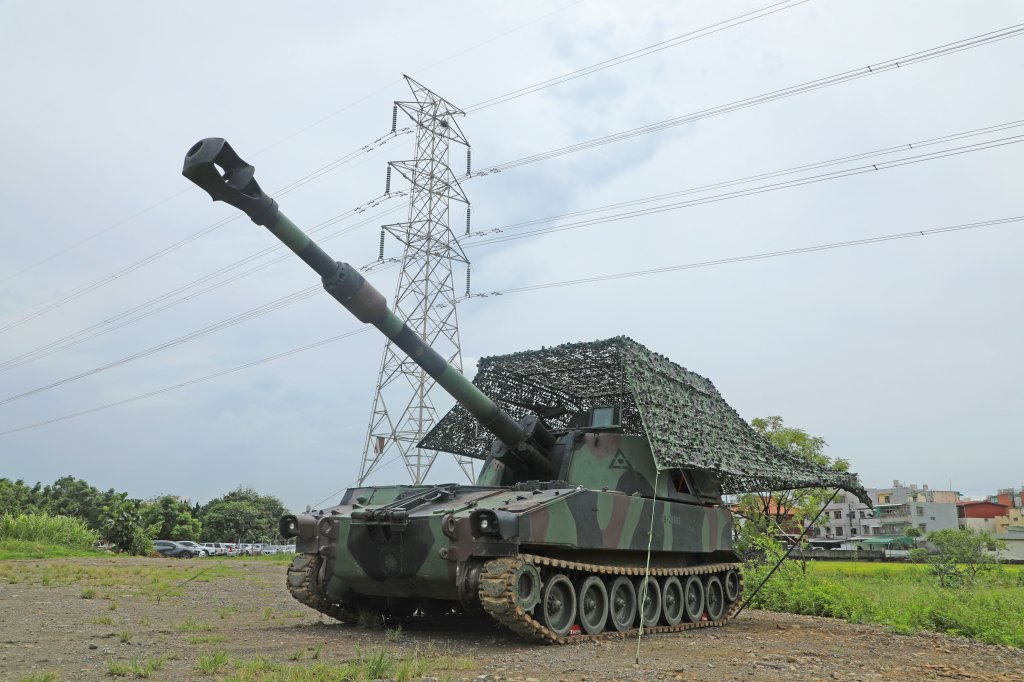 國軍火力全開!584旅砲兵桃園實操喊聲震天 操演士氣震撼地方鄉親