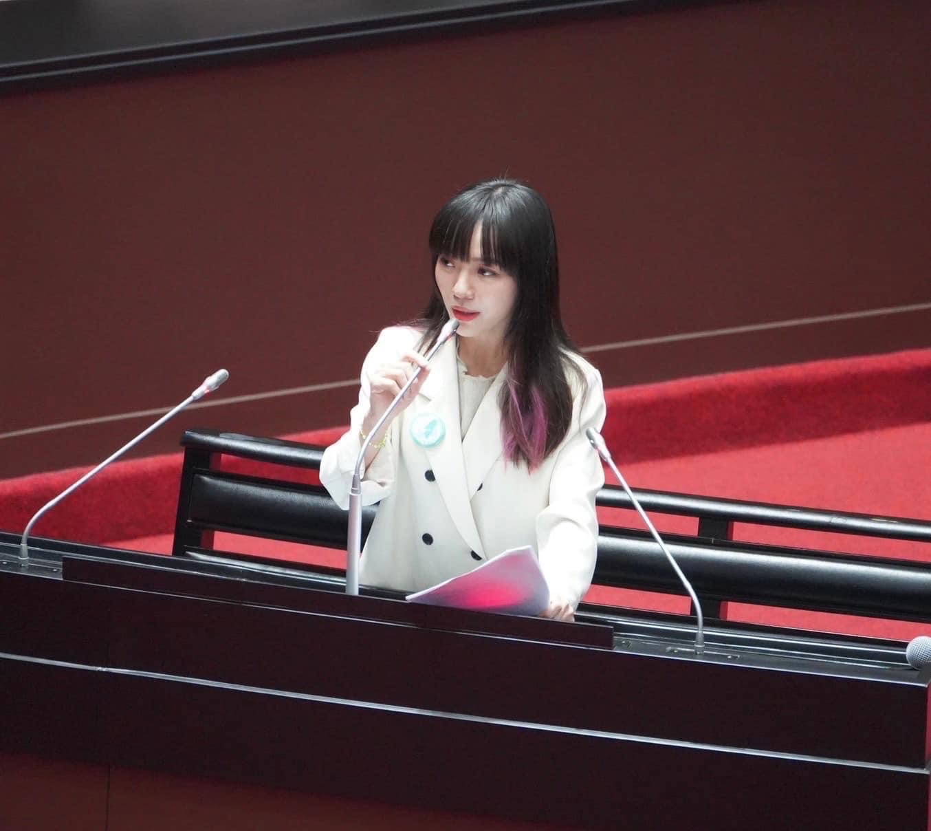 台師大抽血爭議延燒 黃捷批「重大學術醜聞」籲停聘失職教師 274 台師大抽血爭議延燒 黃捷批「重大學術醜聞」籲停聘失職教師 273