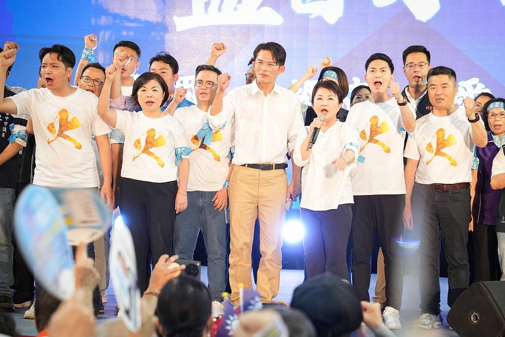 黃國昌反罷力道還不夠 藍營期盼柯文哲發聲明 252 黃國昌反罷力道還不夠 藍營期盼柯文哲發聲明 251