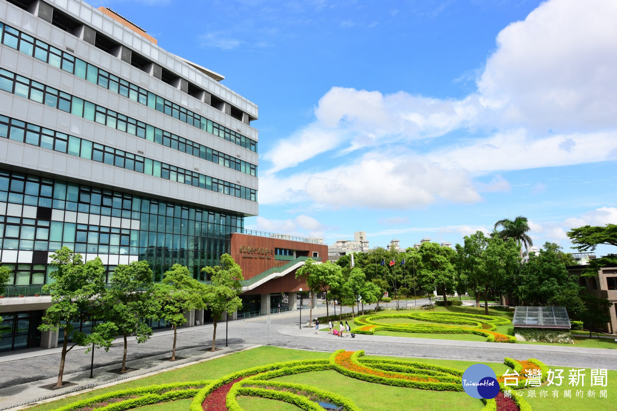 中原大學官方粉絲專頁之校景與文案招歹徒冒用詐騙，校方將正式提告。