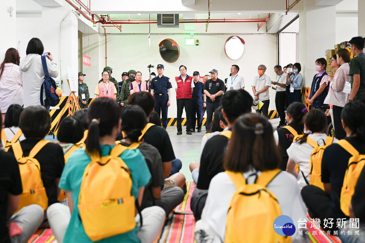 桃園市長張善政巡視北區「2025城鎮韌性（防空）演習」。<br /><br /> 