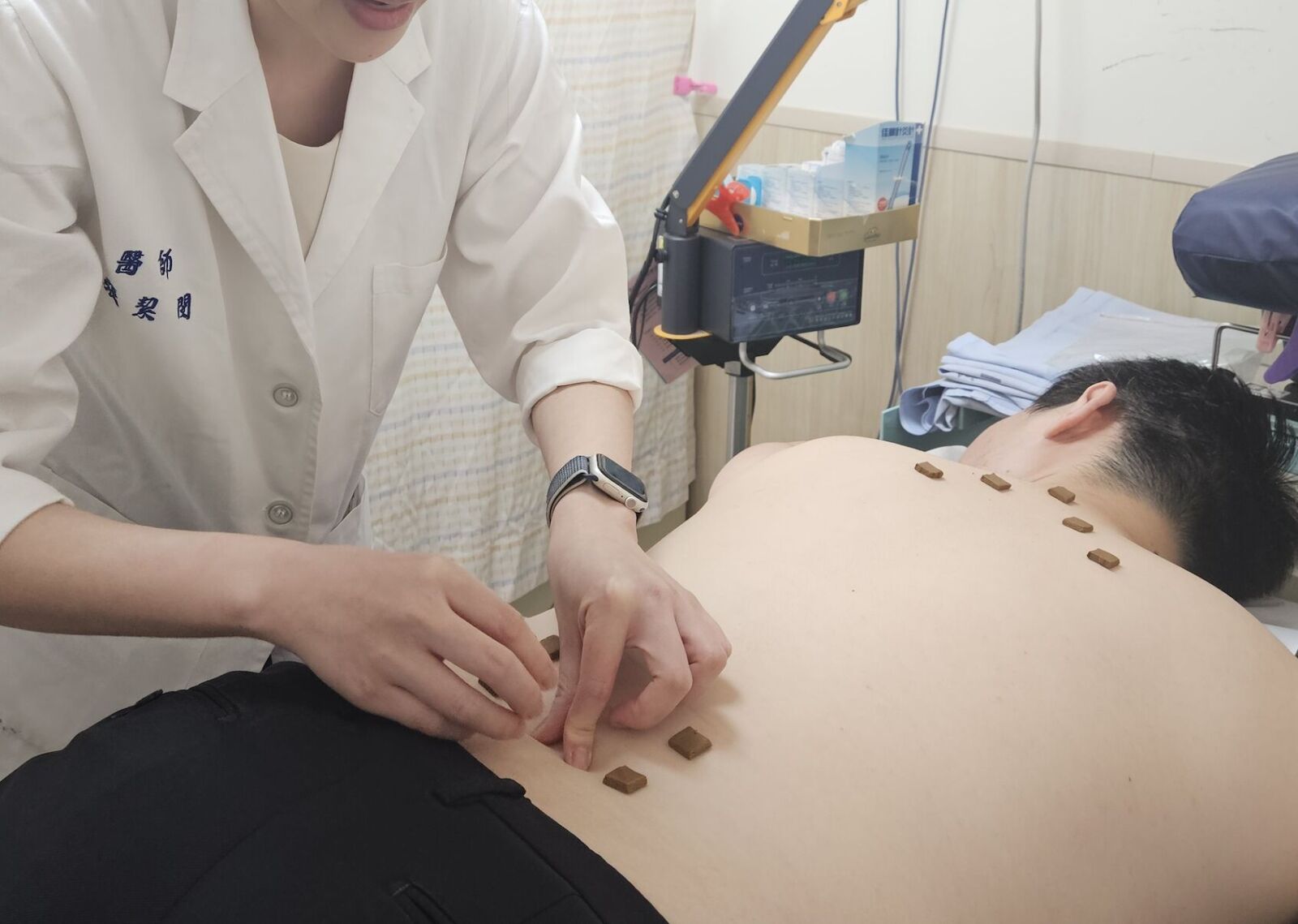 冬病夏治「三伏貼」炙療真有效? 馬偕醫院:8成症狀明顯改善 206 冬病夏治「三伏貼」炙療真有效? 馬偕醫院:8成症狀明顯改善 205