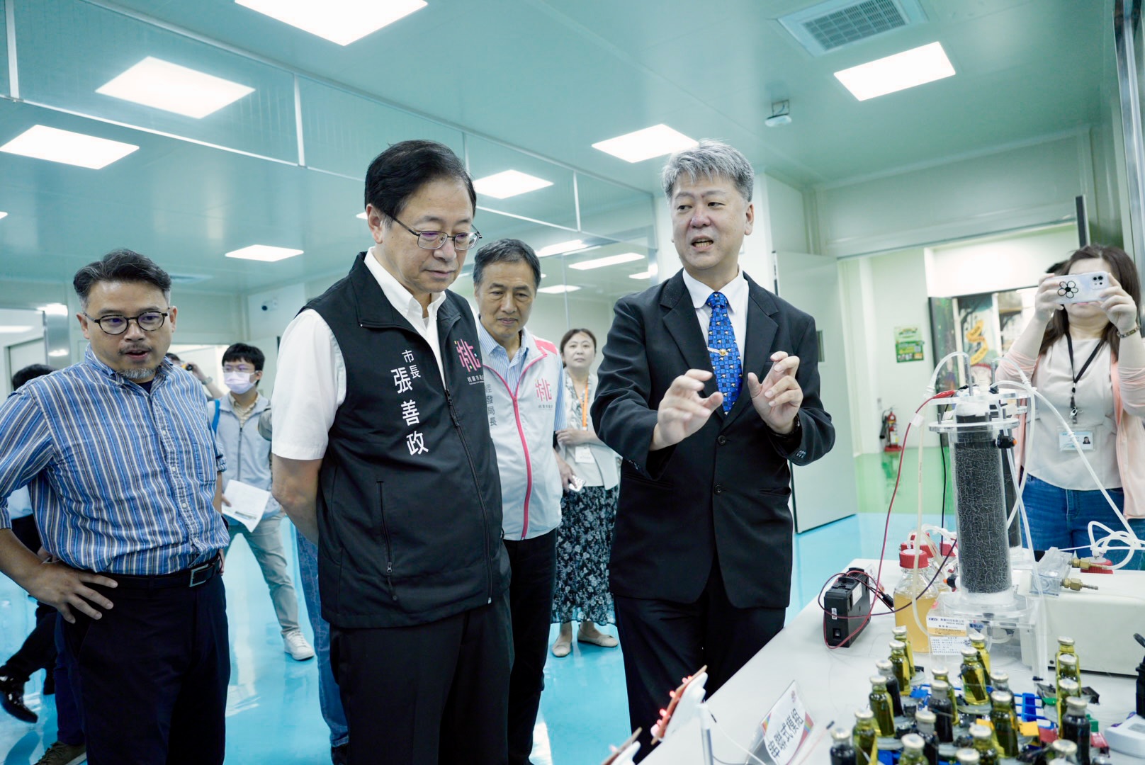 葡萄王龍潭廠落實ESG獲肯定 張善政:助更多廠商迎戰碳定價時代 S 318095367 0