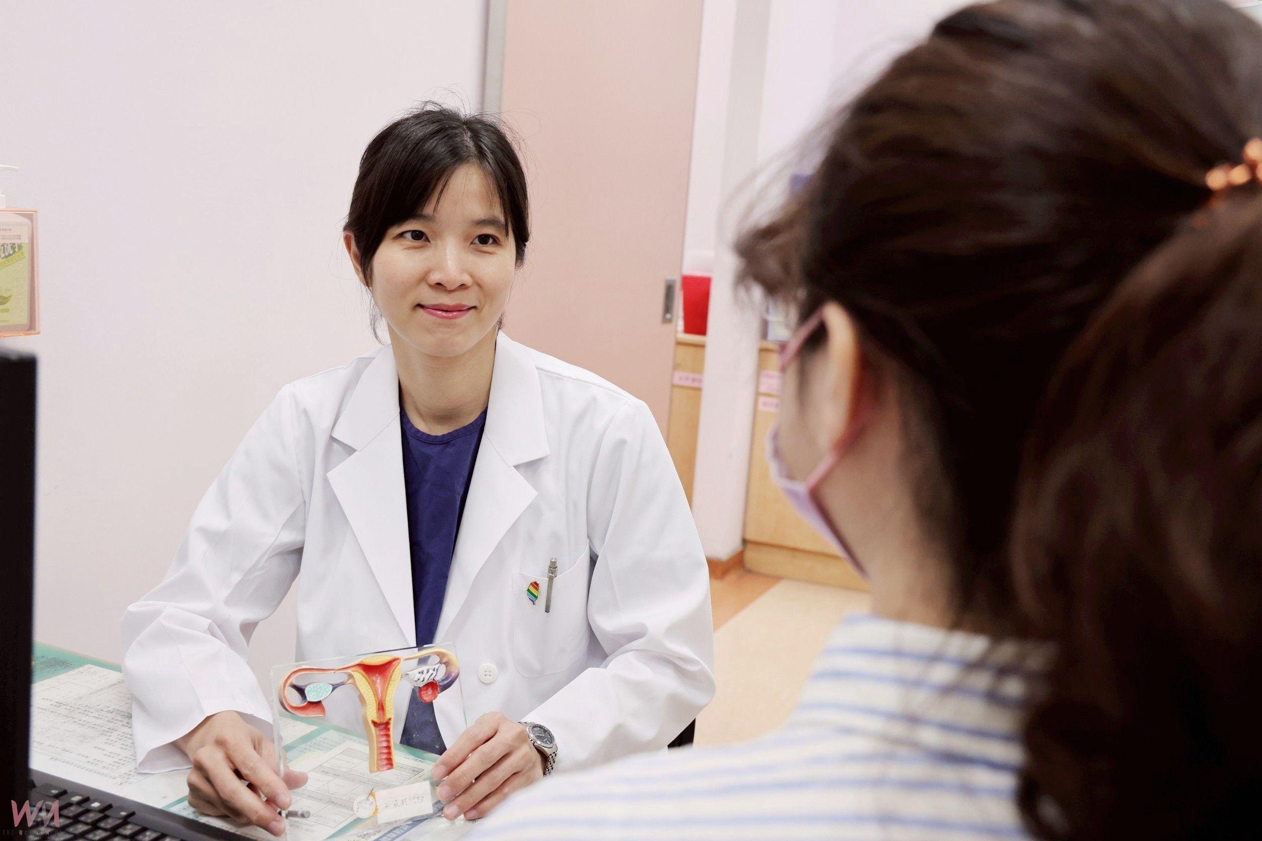 停經後出血 子宮內膜癌上身 台中榮總醫:單孔達文西手術傷口小、恢復快 - https://www.watchmedia01.com