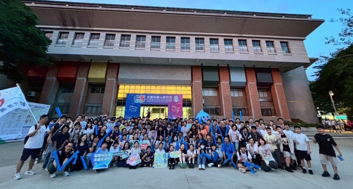 大放異彩!市府推動科學教育有成 台中代表隊勇奪全國中小學科展41獎