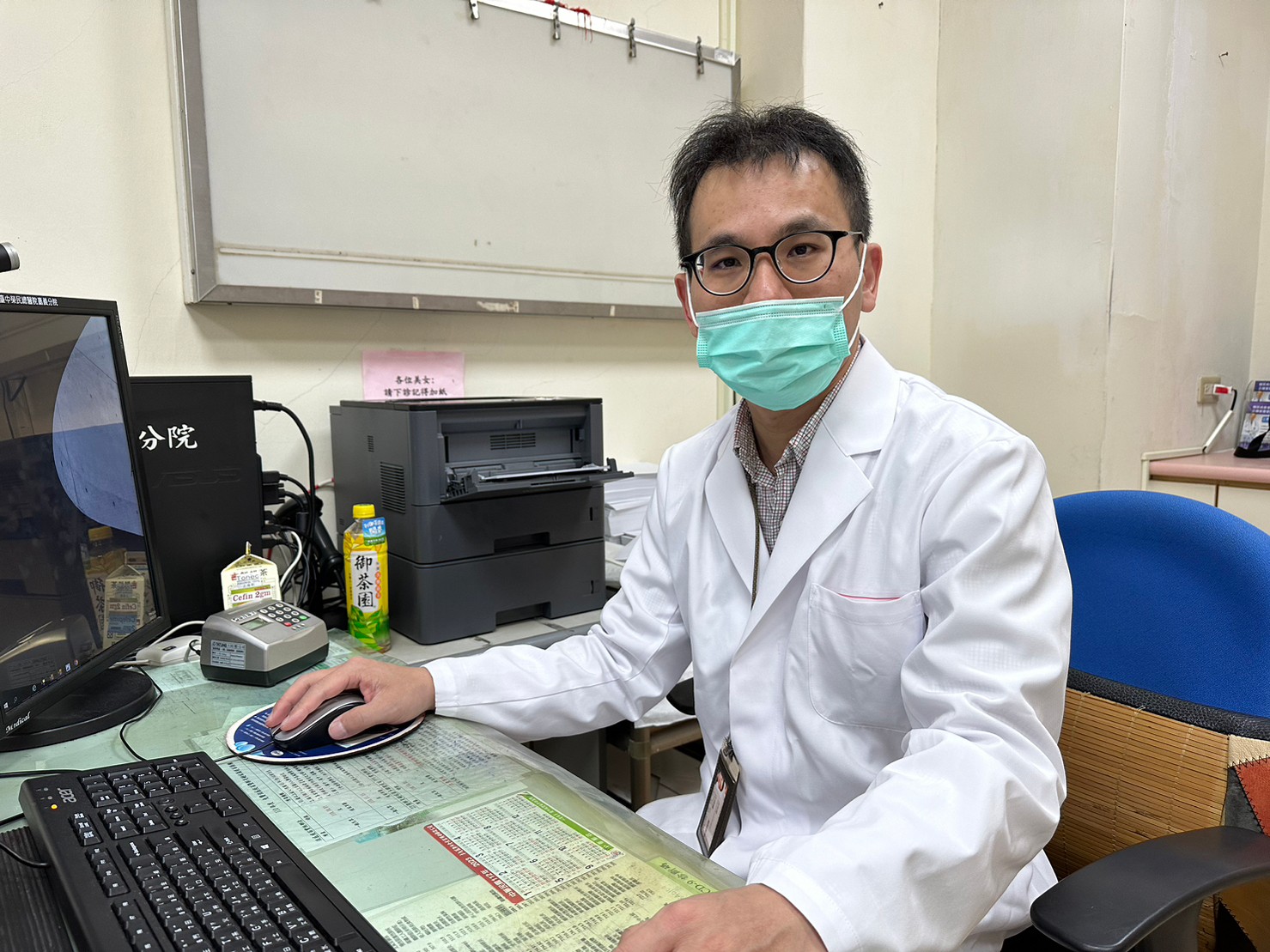 蔬果吃太少 56歲男左腹劇痛確診大腸憩室炎 - https://www.watchmedia01.com