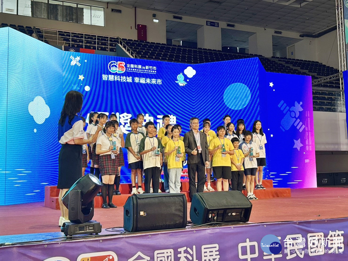 嘉義市在第65屆中小學科學展覽會一舉奪冠，6隊代表隊全數獲獎／嘉義市府提供