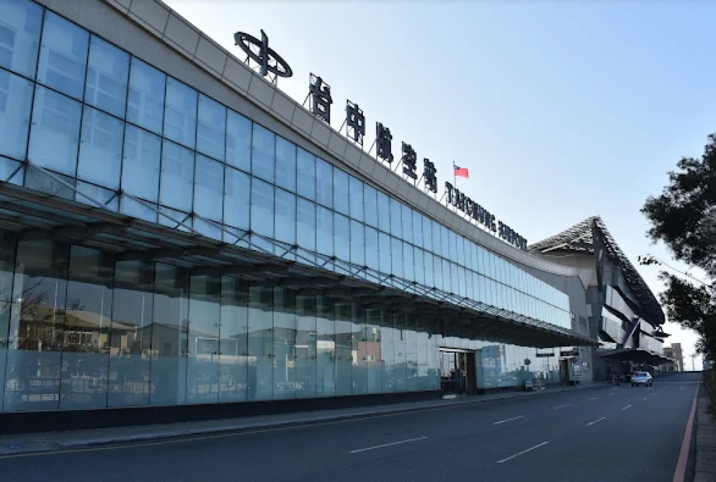 受颱風「薇帕」影響 星宇航空明日台灣往返香港、澳門航班全日取消