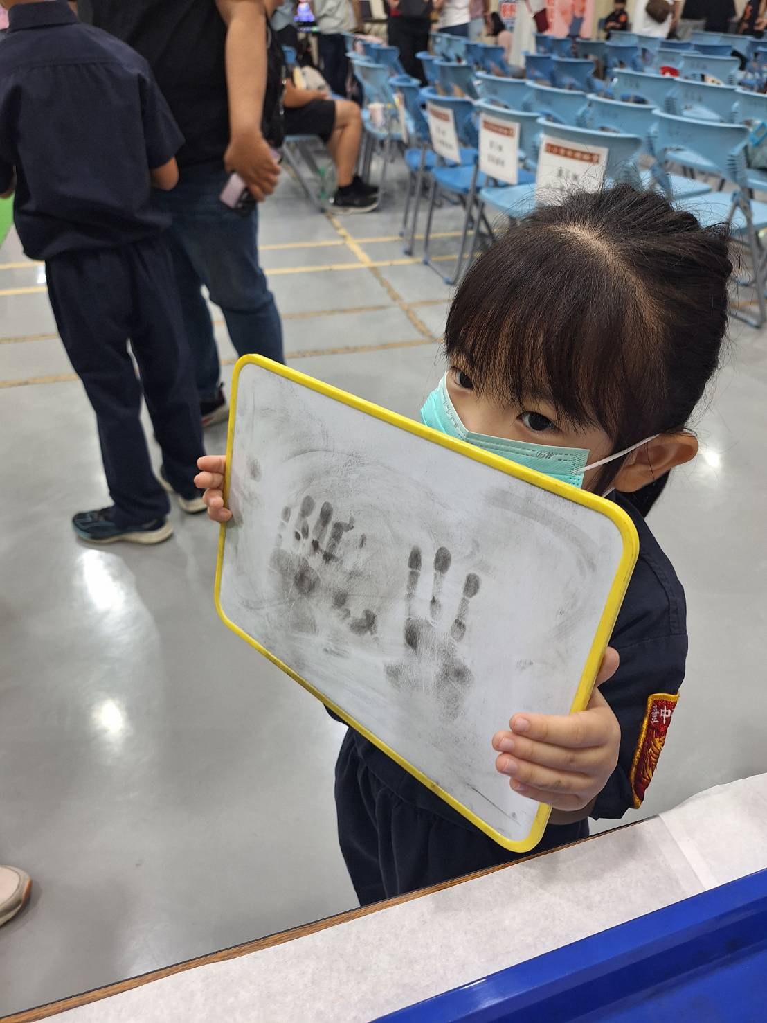 大雅小小警察體驗營熱血開跑! 360位學童秒殺報名 體驗反詐毒與交通安全任務