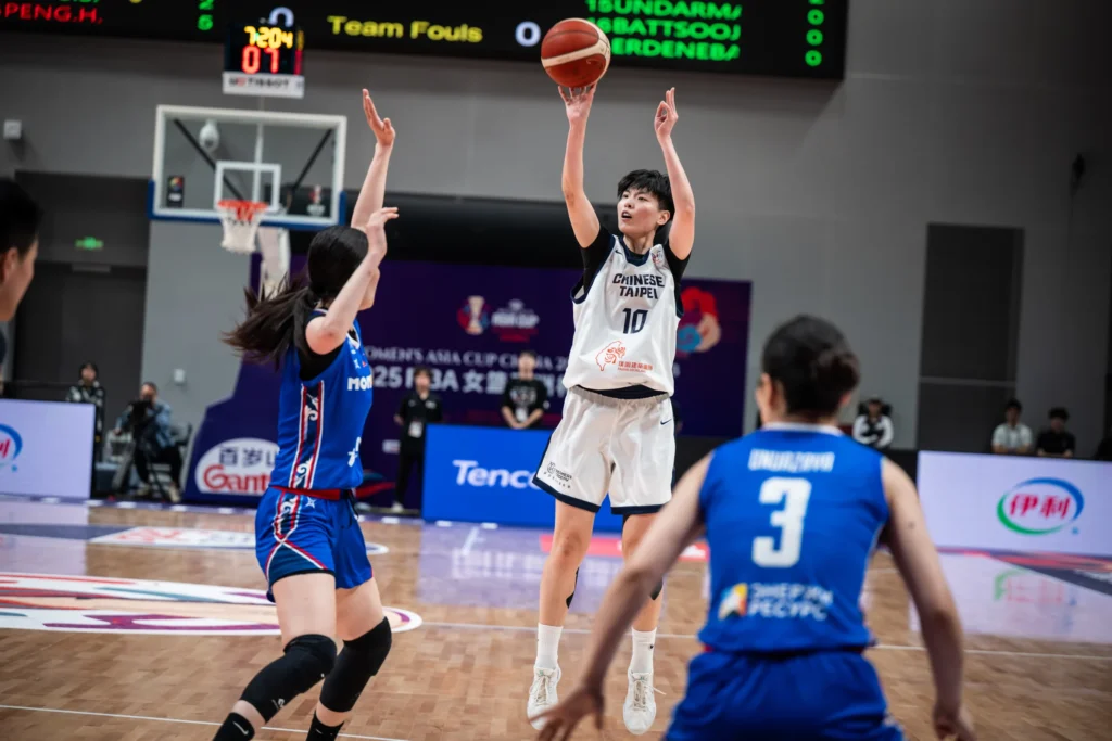 韓雅恩上場將近30分鐘，以100%命中率摘下全隊最高的21分。(FIBA提供)