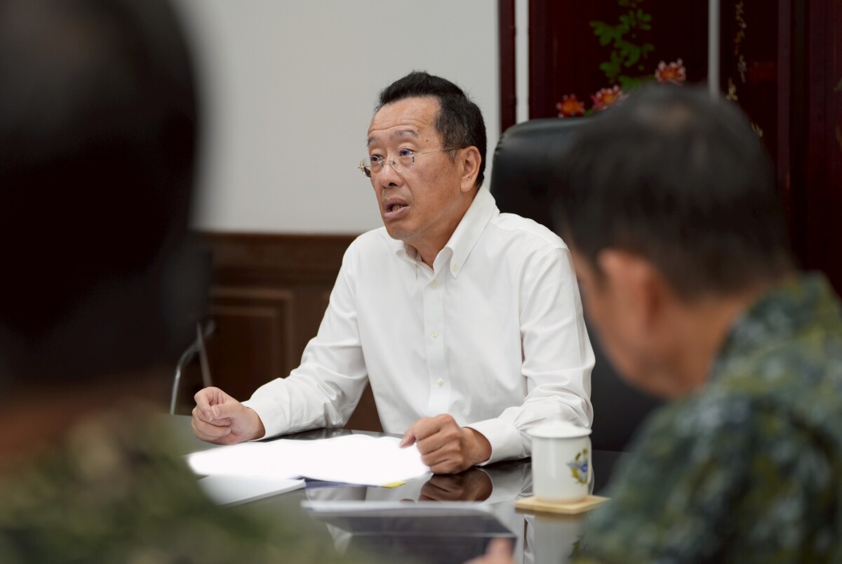 ▲顧立雄部長慰勉全體官兵操演辛勞，並提出工作指導。
