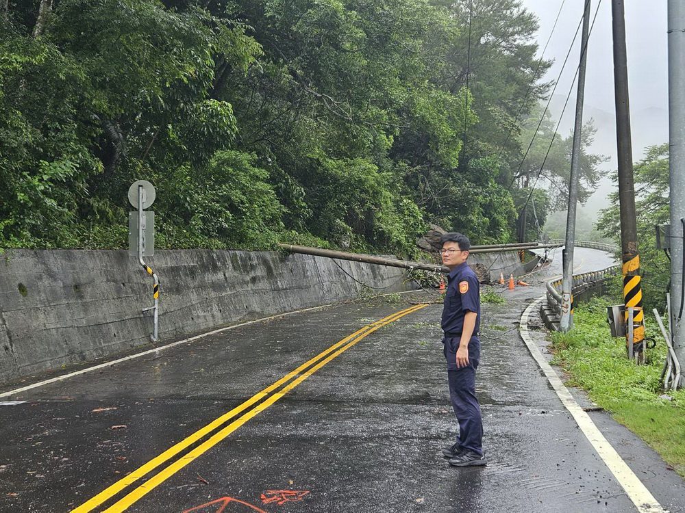 風雨無阻 台東縣關山分局全力應變薇帕颱風災情守護民安