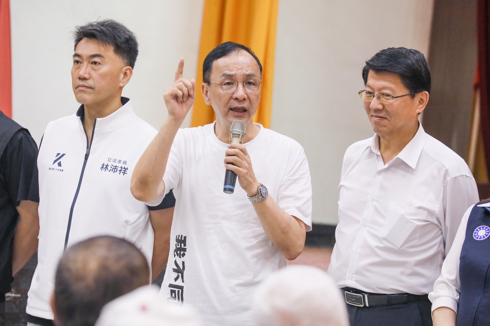 「再愛我一次」晚會遭林右昌酸恐怖情人 朱立倫回嗆:每天情勒 278 「再愛我一次」晚會遭林右昌酸恐怖情人 朱立倫回嗆:每天情勒 277