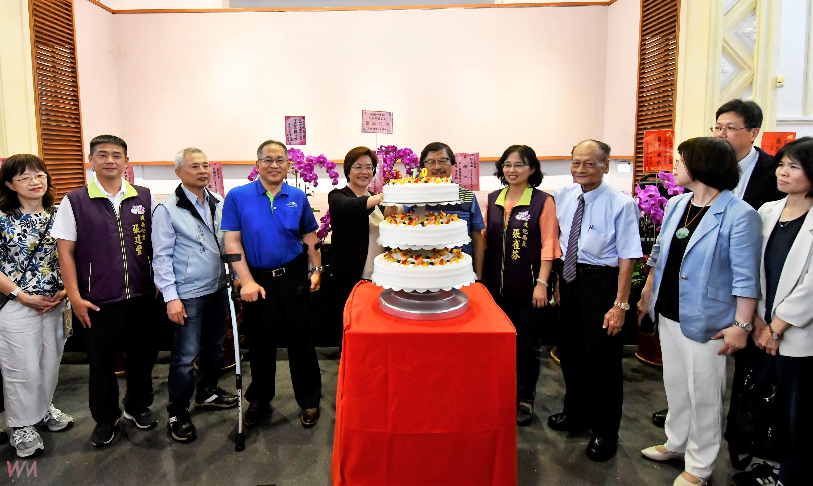 (有影片)/色彩命盤義賣助弱勢 蔡錫和70幅水彩畫展開生命哲學之旅 - https://www.watchmedia01.com