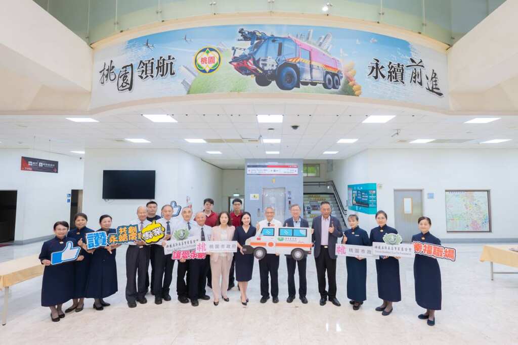 ▲汰舊救護車再利用捐贈蒙古國儀式。