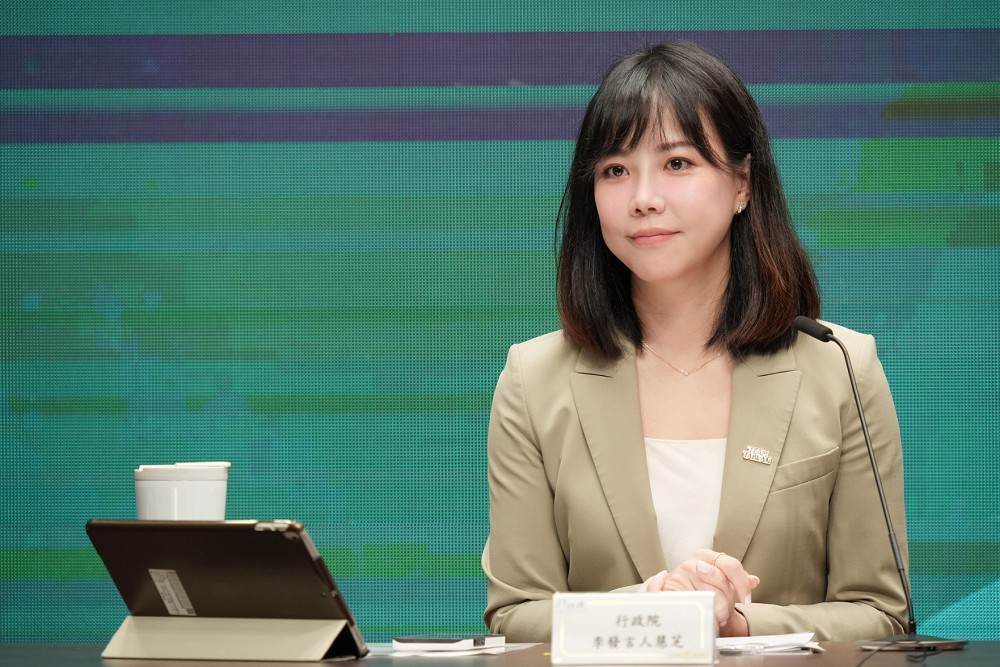 澄清財政歲計賸餘誤解 李慧芝:沒有所謂的超收 284 澄清財政歲計賸餘誤解 李慧芝:沒有所謂的超收 283
