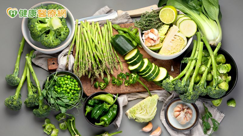 高纖飲食對便祕有效嗎？醫：不見得　有時少吃才有效