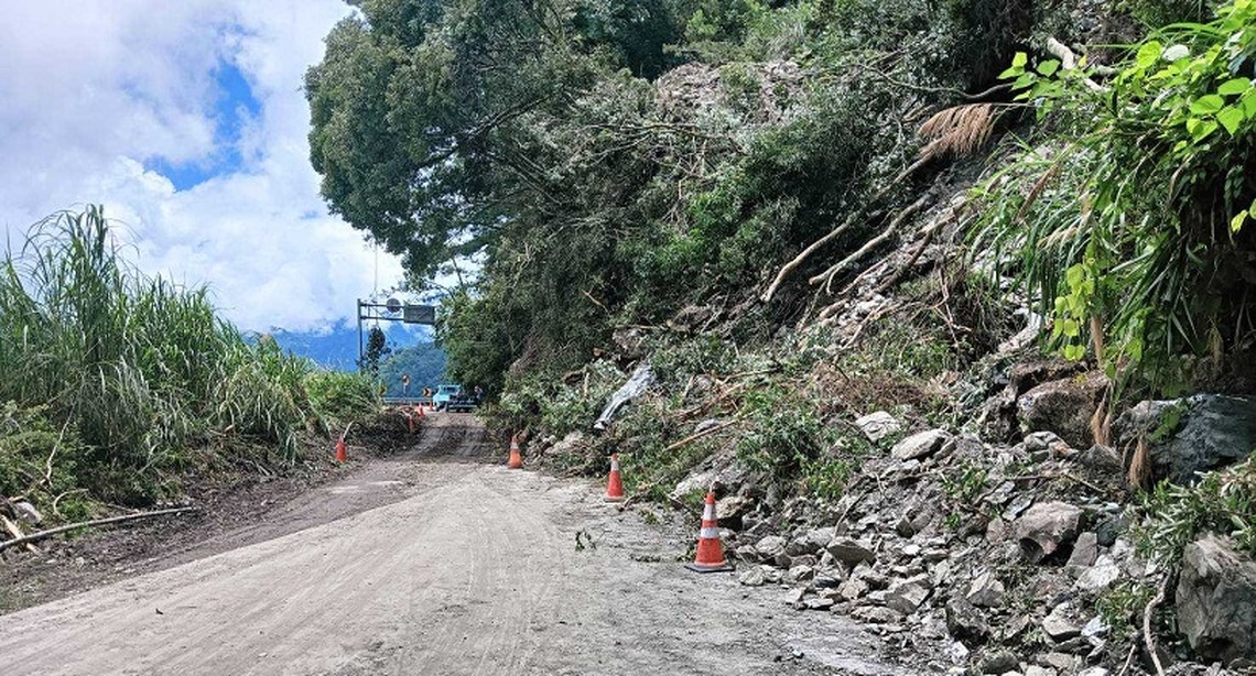 海端鄉利稻路段邊坡落石已搶通 道路恢復通行