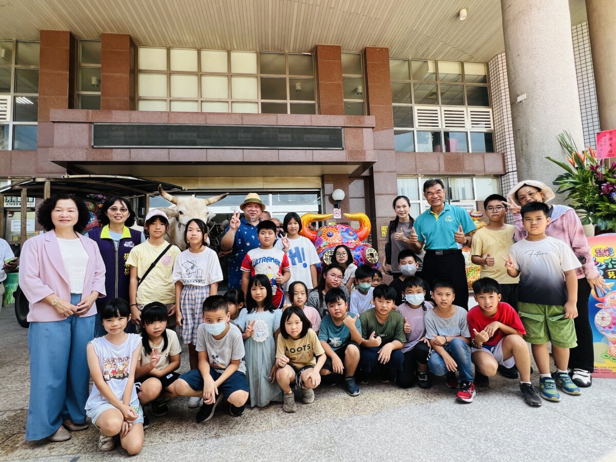 洪易藝術洄游彰化　《精彩·番仔挖》雕塑展點亮芳苑故鄉